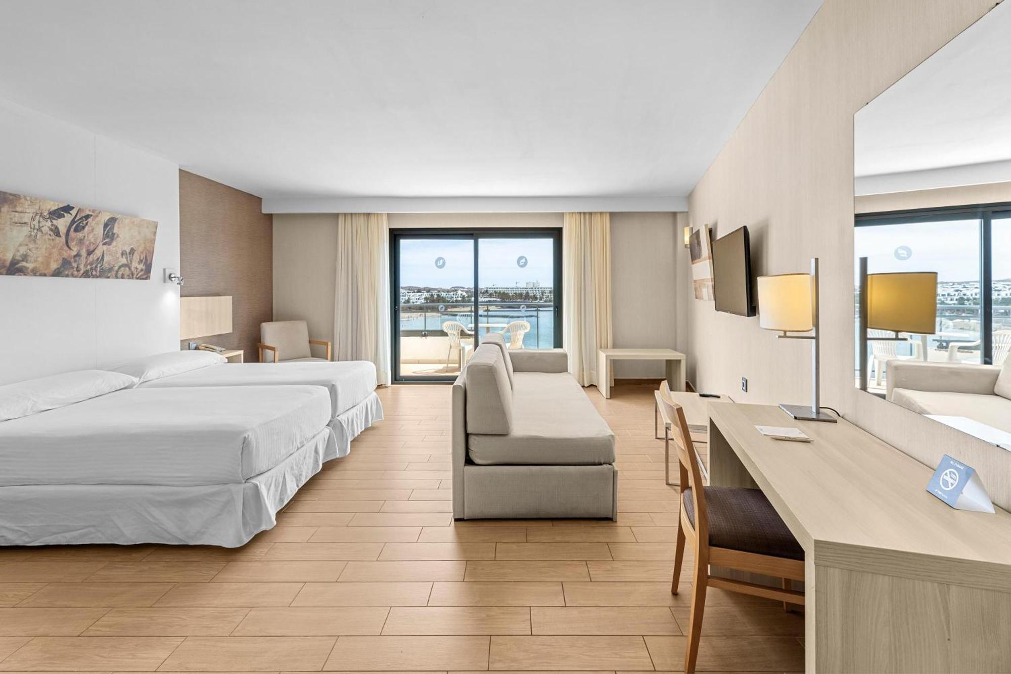 Be Live Experience Lanzarote Beach Costa Teguise Exterior foto